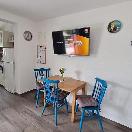 קרס Apartman Dado מראה חיצוני תמונה