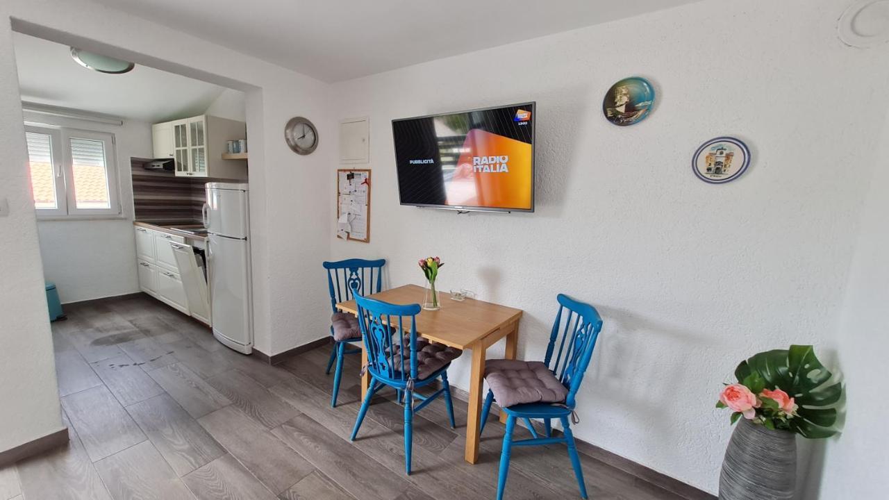 קרס Apartman Dado מראה חיצוני תמונה